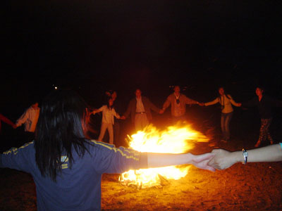 篝火晚會(huì)