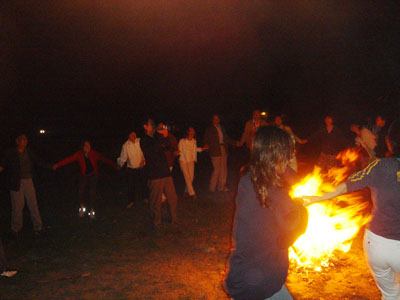 篝火晚會(huì)