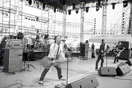 張北草原音樂(lè)節(jié)現(xiàn)場(chǎng)