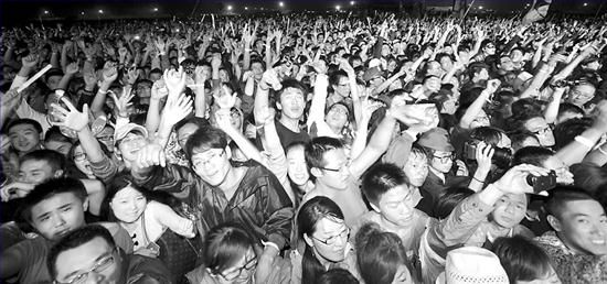 張北草原音樂(lè)節(jié)現(xiàn)場(chǎng)